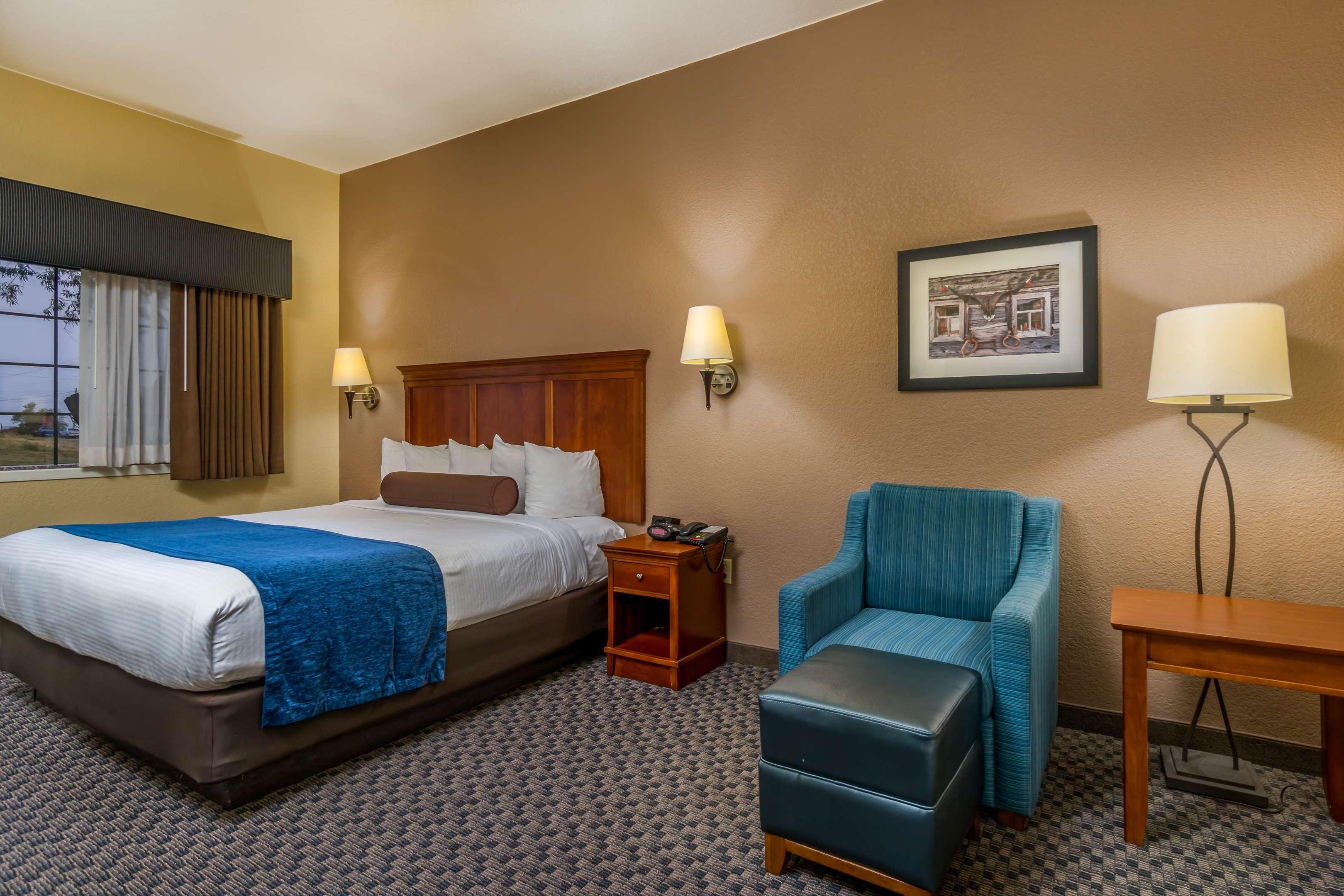 Best Western Plus Shamrock Inn & Suites Экстерьер фото