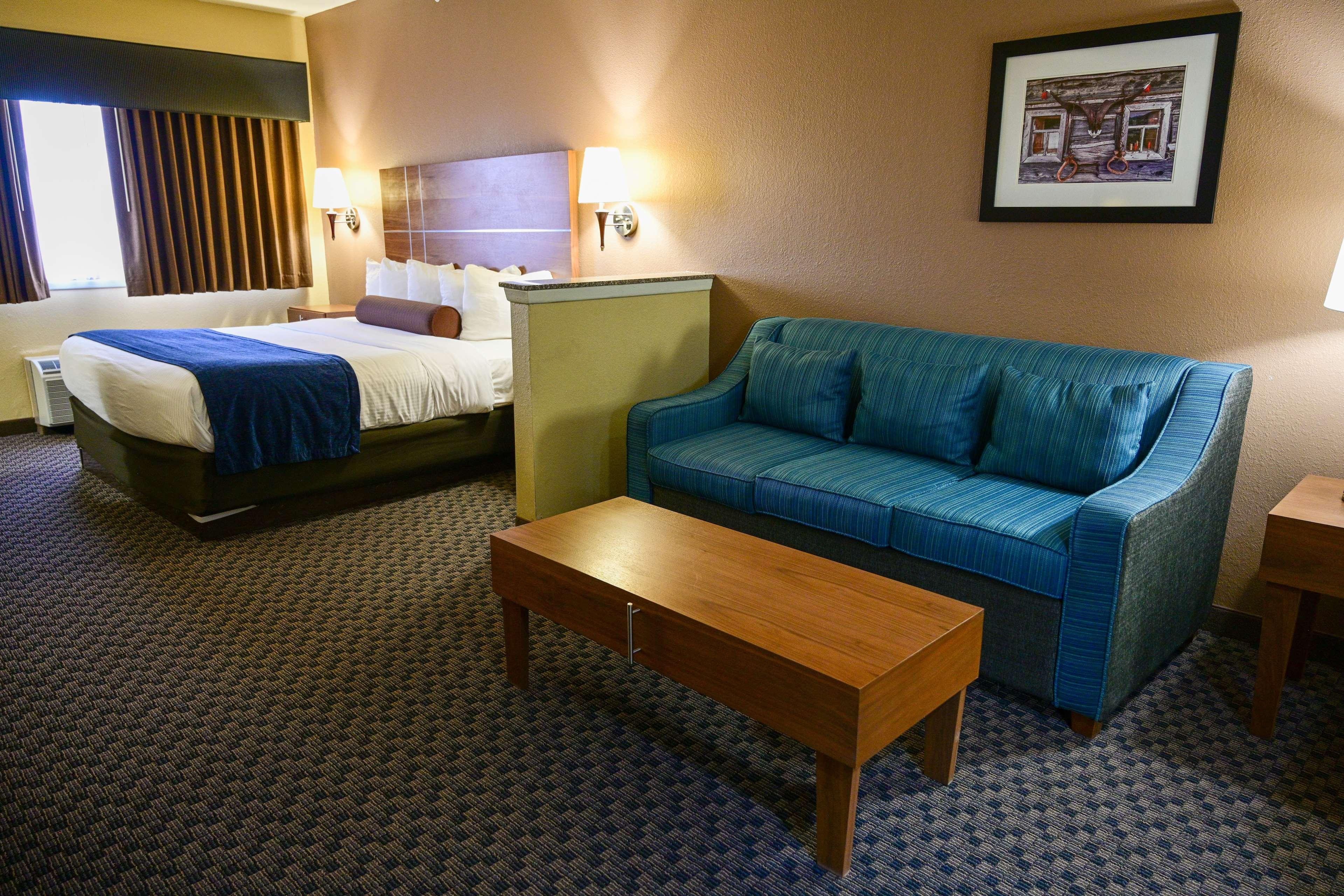 Best Western Plus Shamrock Inn & Suites Экстерьер фото